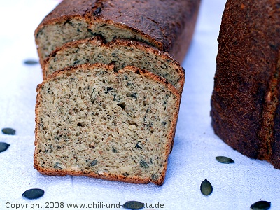 Krbiskernbrot mit Krbiskernl