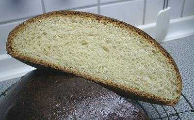 Portugiesisches ses Brot, aufgeschnitten