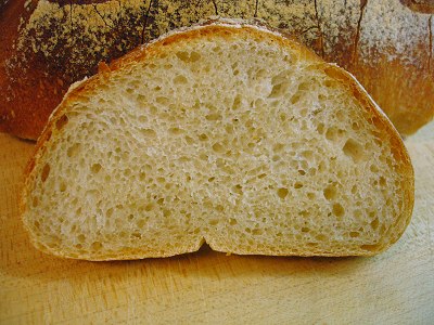Brot aufgeschnitten