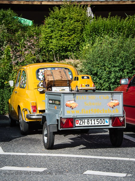 Fiat 500 mit Anhänger