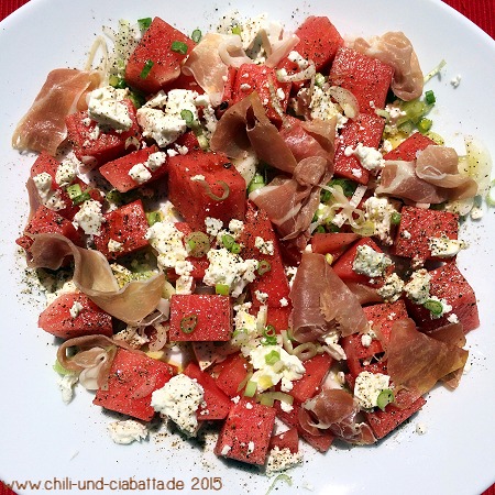 Wassermelone, Frühlingszwiebel, Feta, Parmaschinken