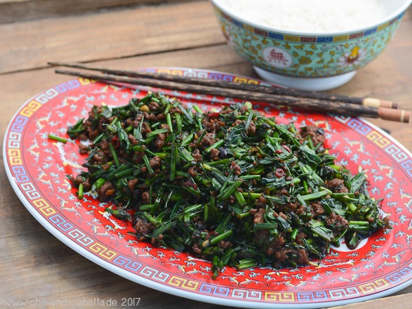 Budding Chives with Pork and saltes black beans