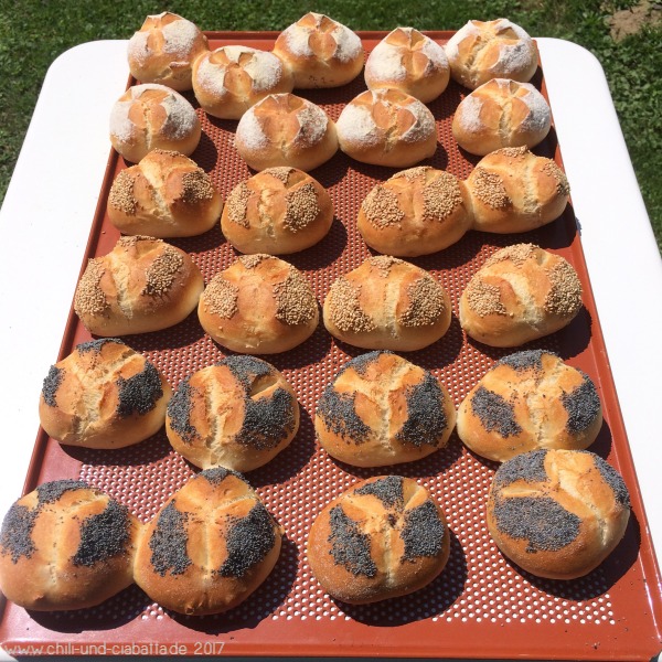 Buttermilchbrötchen