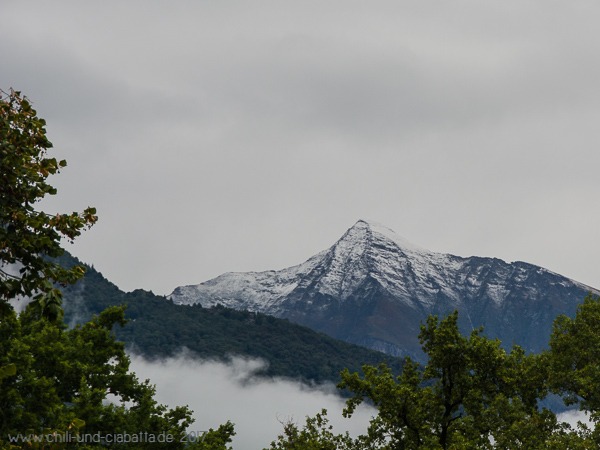 Vogorno mit Schnee