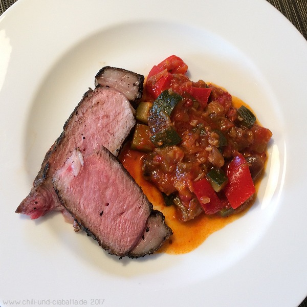 KalbsTomahawk Steak mit Ratatouille