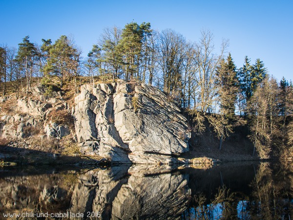 Felsen bei der Rugenmühlbrücke