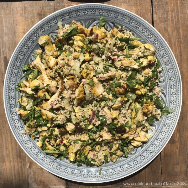 Couscous-Salat mit Fenchel, Kichererbsen und Hahnchen