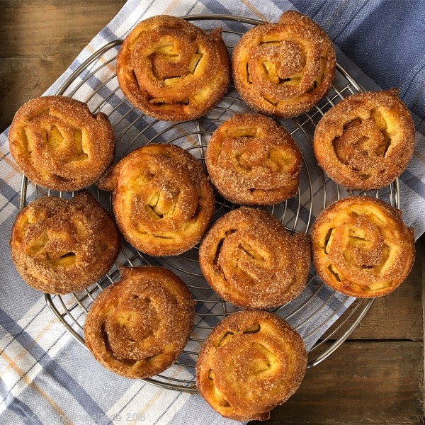 Faschingsgebäck: Apfelkrapfen mit Hefe- und Brandteig – Chili und Ciabatta