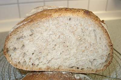 Bierbrot aufgeschnitten