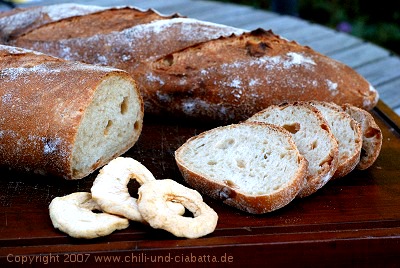 Brot mit Cidre und Apfelstckchen