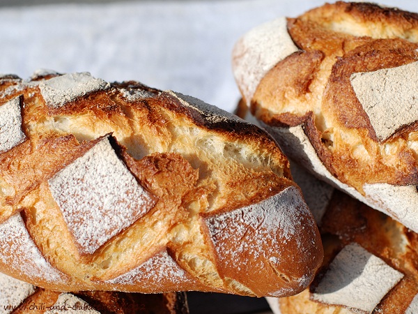 Brot mit Kartoffelflocken, Kruste