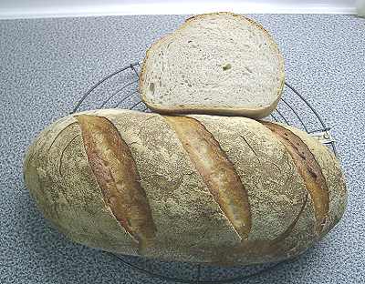 Brot aufgeschnitten
