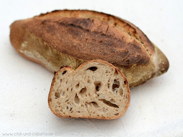 Rustikale Brotstangen Anschnitt