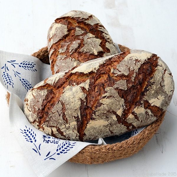 Sellerie-Sesam-Brot mit Buttermilch